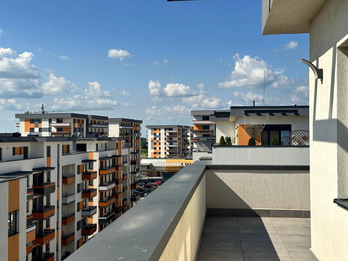 Appartement Koa - Urban Penthouse à Braşov Extérieur photo